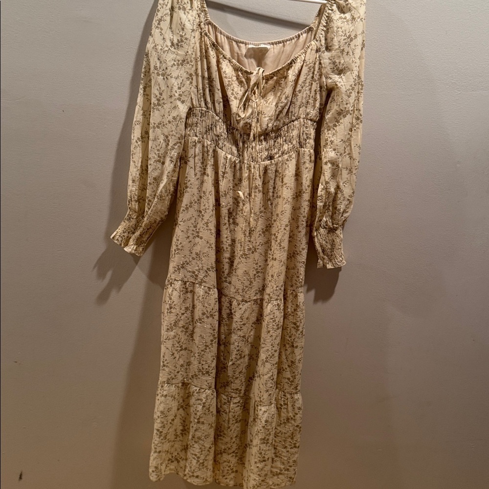 Storia Floral Midi Dress Medium - Picture 4 of 12
